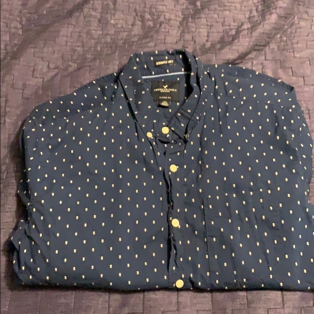 American Eagle Long Sleeve Button Down